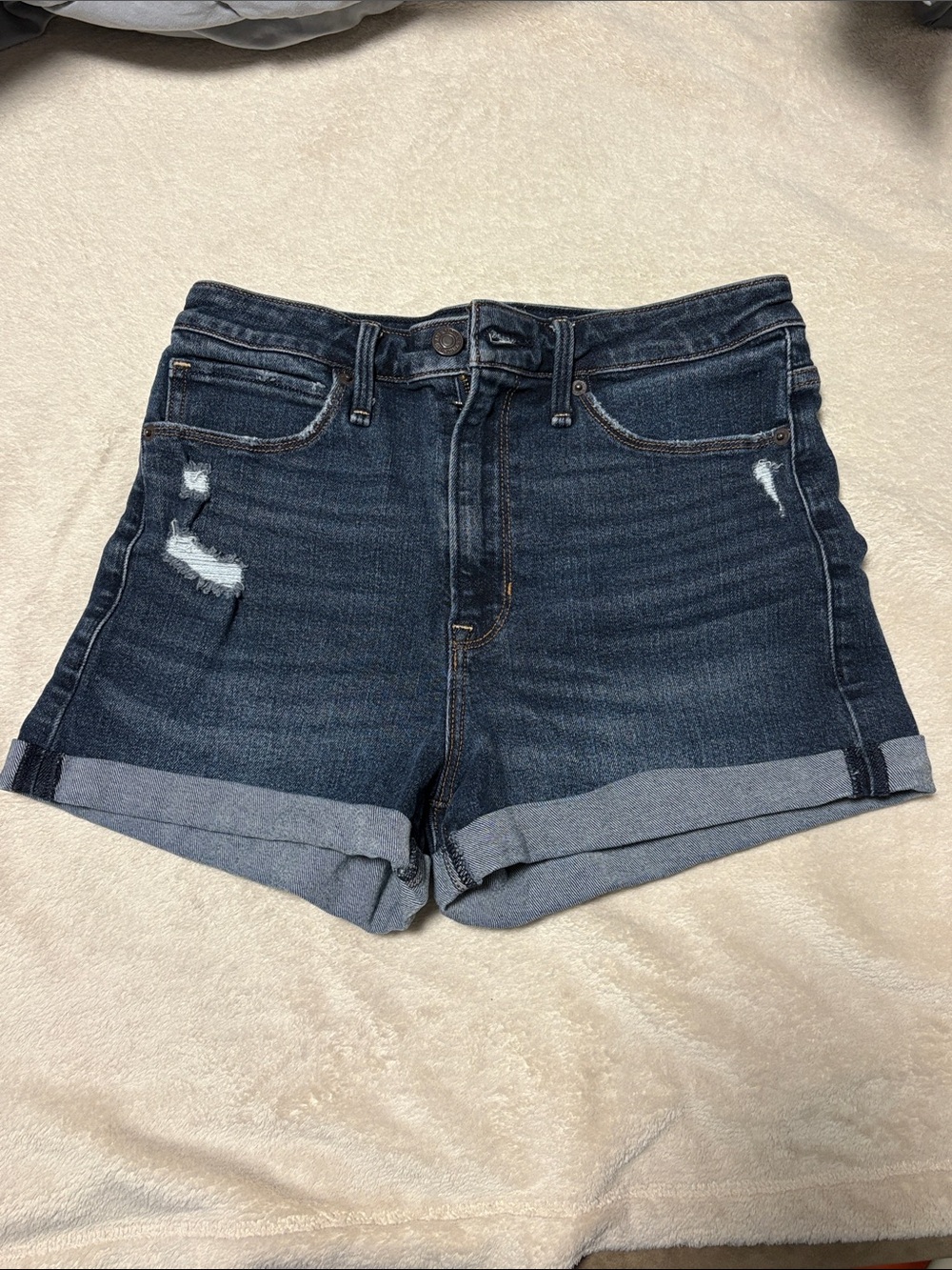 Abercrombie & Fitch Dark Blue Distressed Cuffed Jean Shorts size 26/2